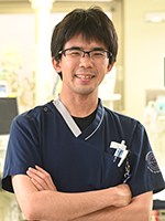 山本　隼究